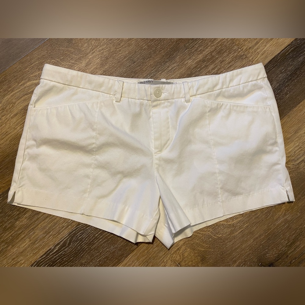 Old Navy Women's White Shorts